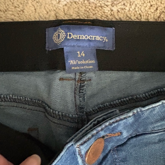 Democracy Women's Classic Blue Flare Jeans - Picture 5 of 8